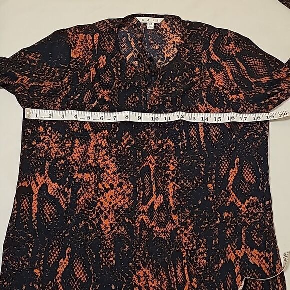 CAbi Womans Blouse Python Snake Print Top Blue Orange Long Sleeves Career xs - Picture 5 of 8